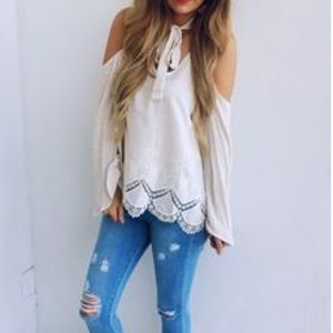 Open shoulder choker Top